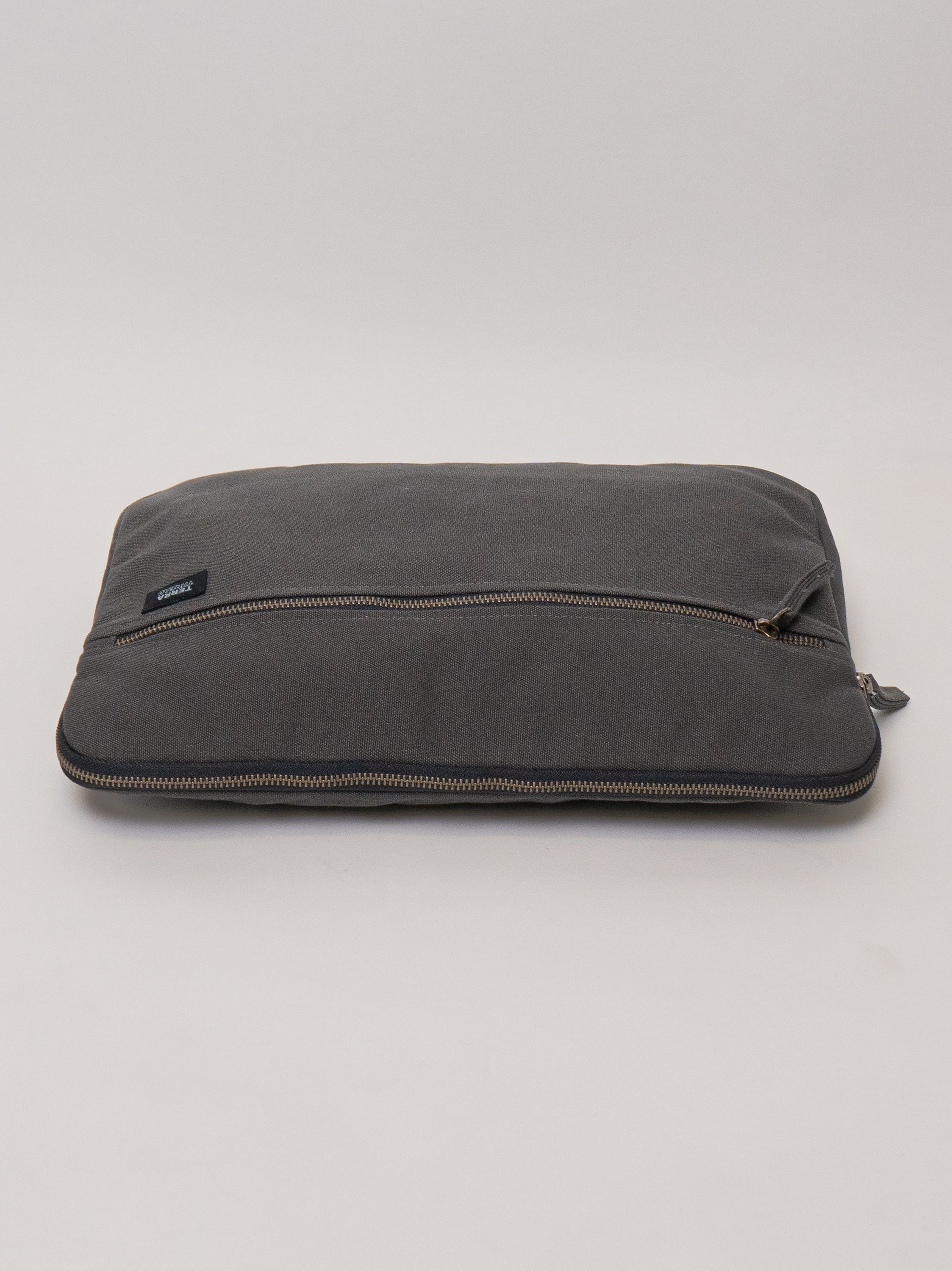 Erdig Laptop Sleeve 15 inches